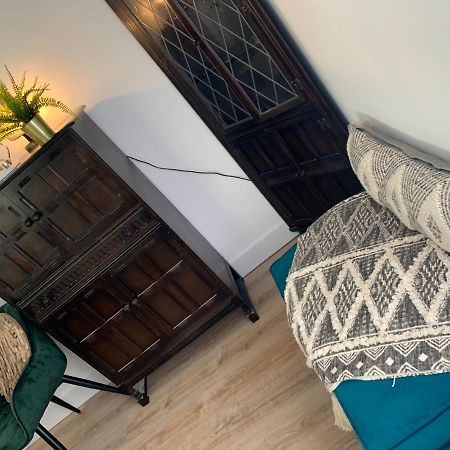 Sutton-on-Sea Shore Lodge. 4 Bed Bungalow Only Mtrs From The Beach. Sleeps 8 מראה חיצוני תמונה