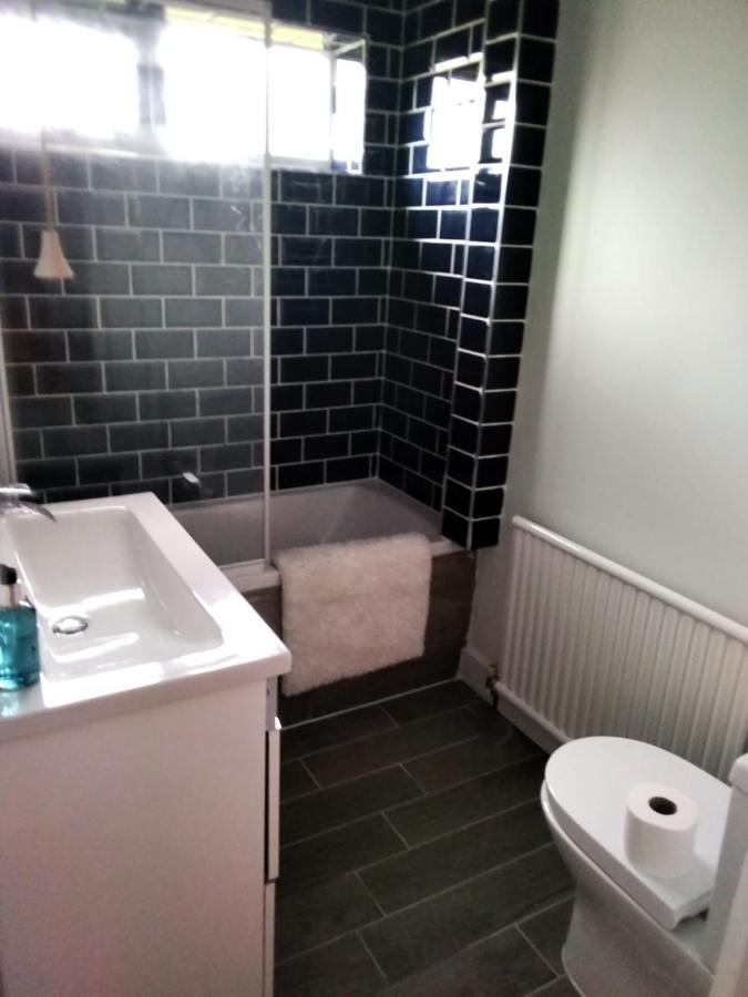 Sutton-on-Sea Shore Lodge. 4 Bed Bungalow Only Mtrs From The Beach. Sleeps 8 מראה חיצוני תמונה