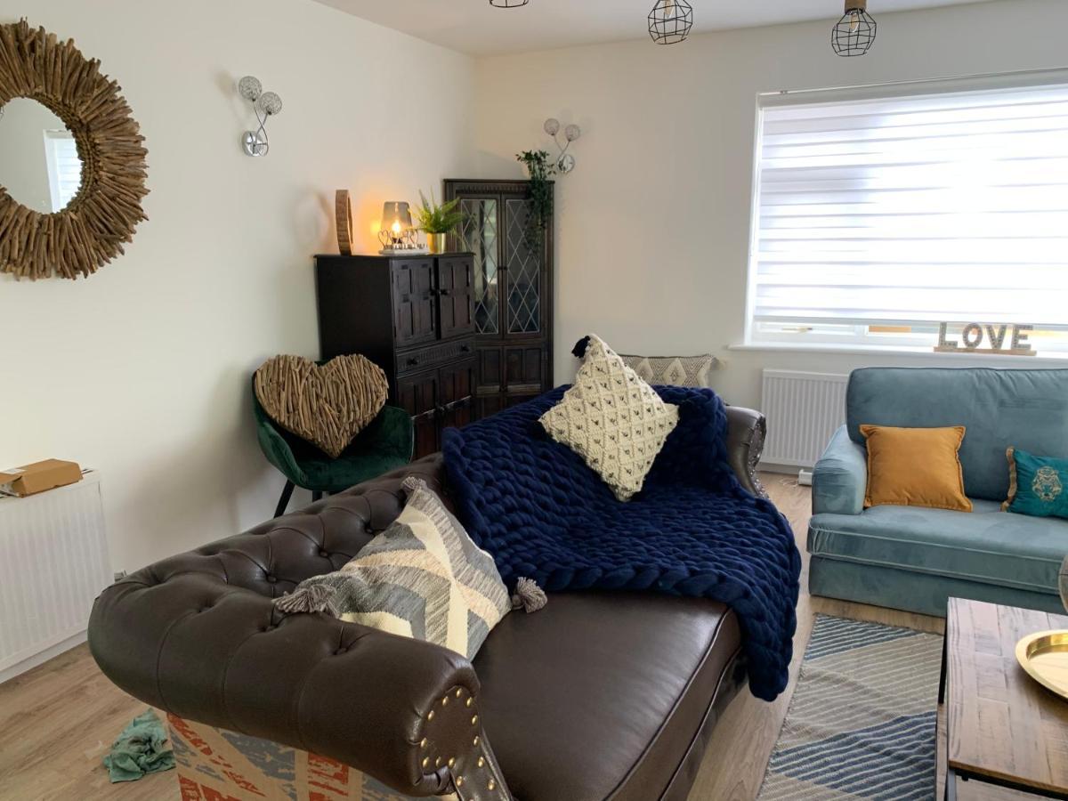 Sutton-on-Sea Shore Lodge. 4 Bed Bungalow Only Mtrs From The Beach. Sleeps 8 מראה חיצוני תמונה
